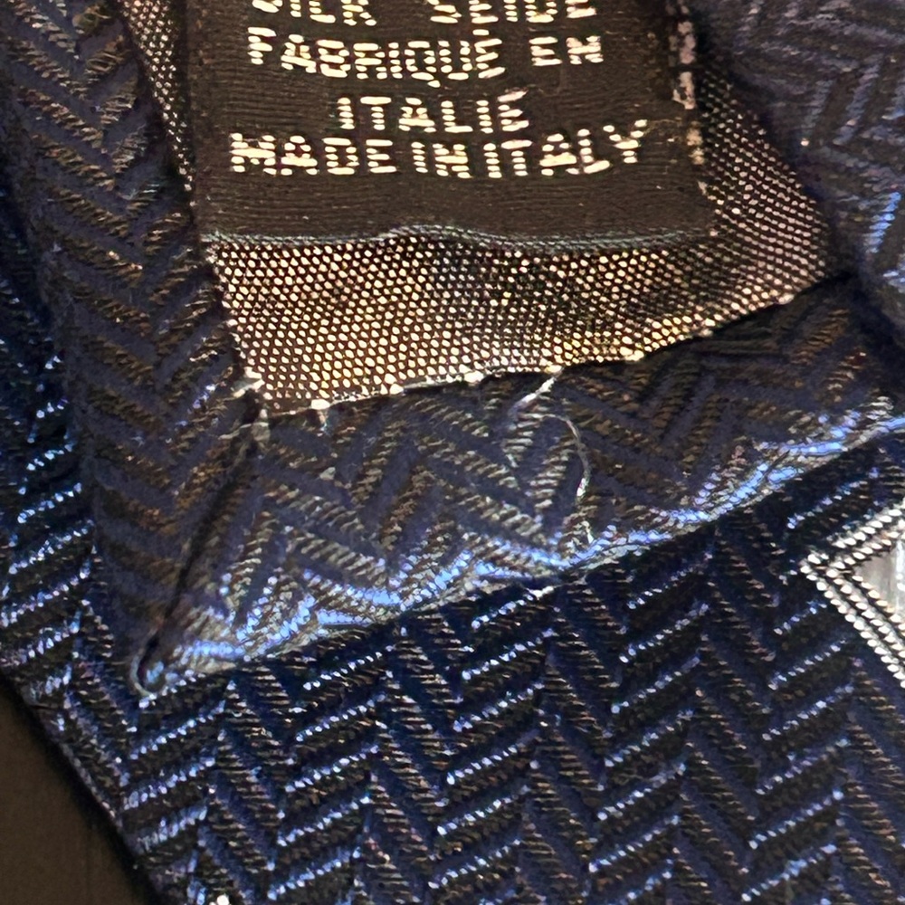 Hugo Boss Vintage 90s Made in Italy 100% Silk Classic Navy Geometric Print Tie - Picture 5 of 7